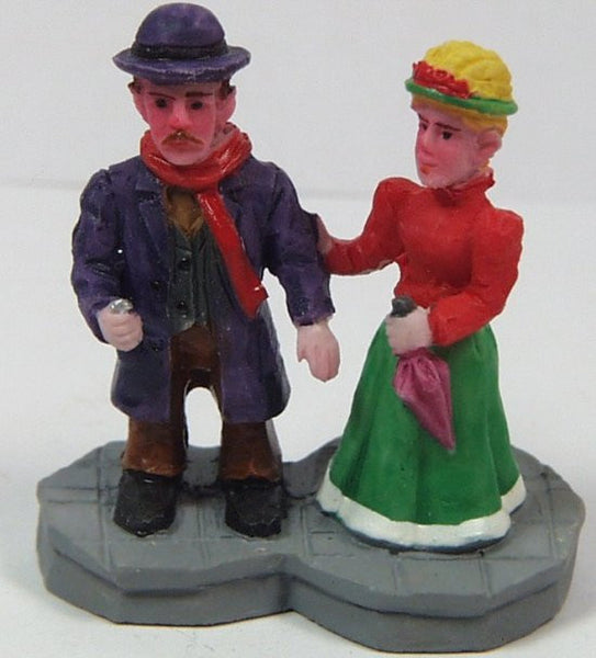 Gentleman & wife 1-1/2 in. train figure :  train layouts