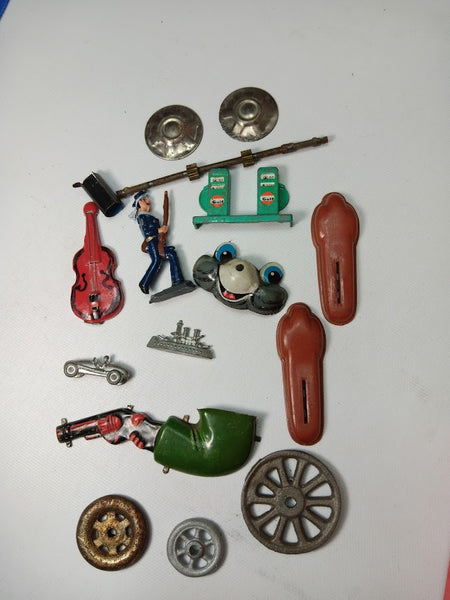 Lot of tin toy parts