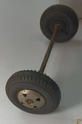 Dick Tracy Sparkling Riot Car axle and two wheels. Original condition.