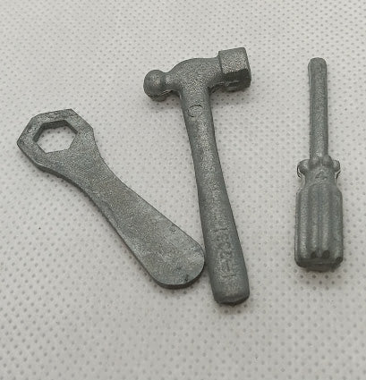 Vintage toy cast Toy Tool Set 2" Size