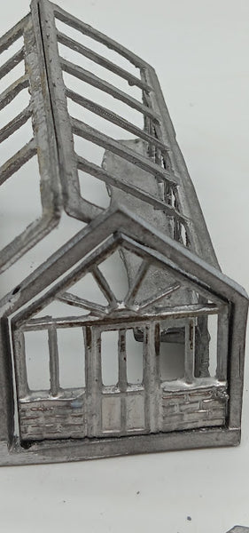 Diecast Greenhouse Britains or Hill Brothers cast greenhouse