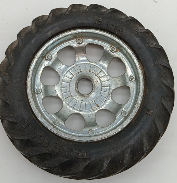 Tru Scale vintage original 4" wheel with metal hub.