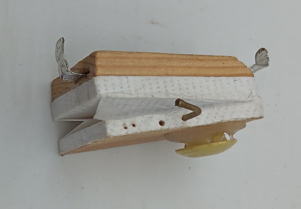 Toy squeak Squeeze box bellows