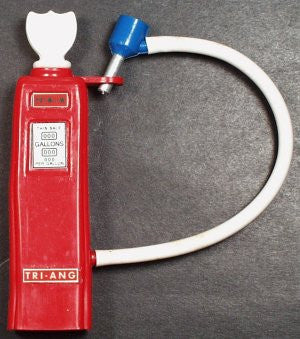 Tri-ang Minic Garage BP gas pump