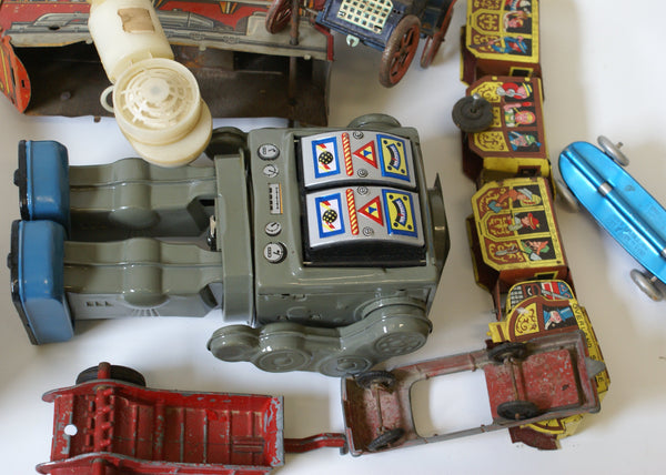 Vintage Toy Lot : Junk Drawer.