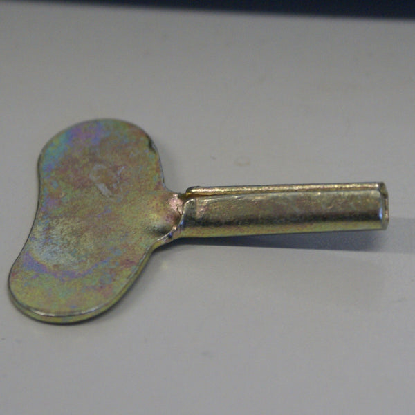 Vintage toy Metal replacement windup key : 2.5cm shaft with 3mm square key hole