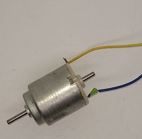 3 Volt toy motor. 28.6mm x 20mm  shaft is 9.2mm