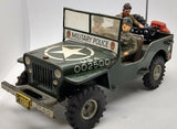 Arnold toy Jeep figure set.