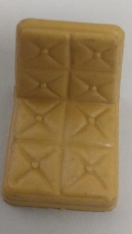 Schuco early car seat with black base