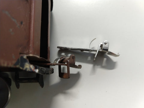 Ives Standard Gauge Couplers 2.5" Set of four.